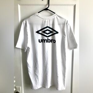 UMBRO Short Sleeve All White T-Shirt Mens Size Large NWOT